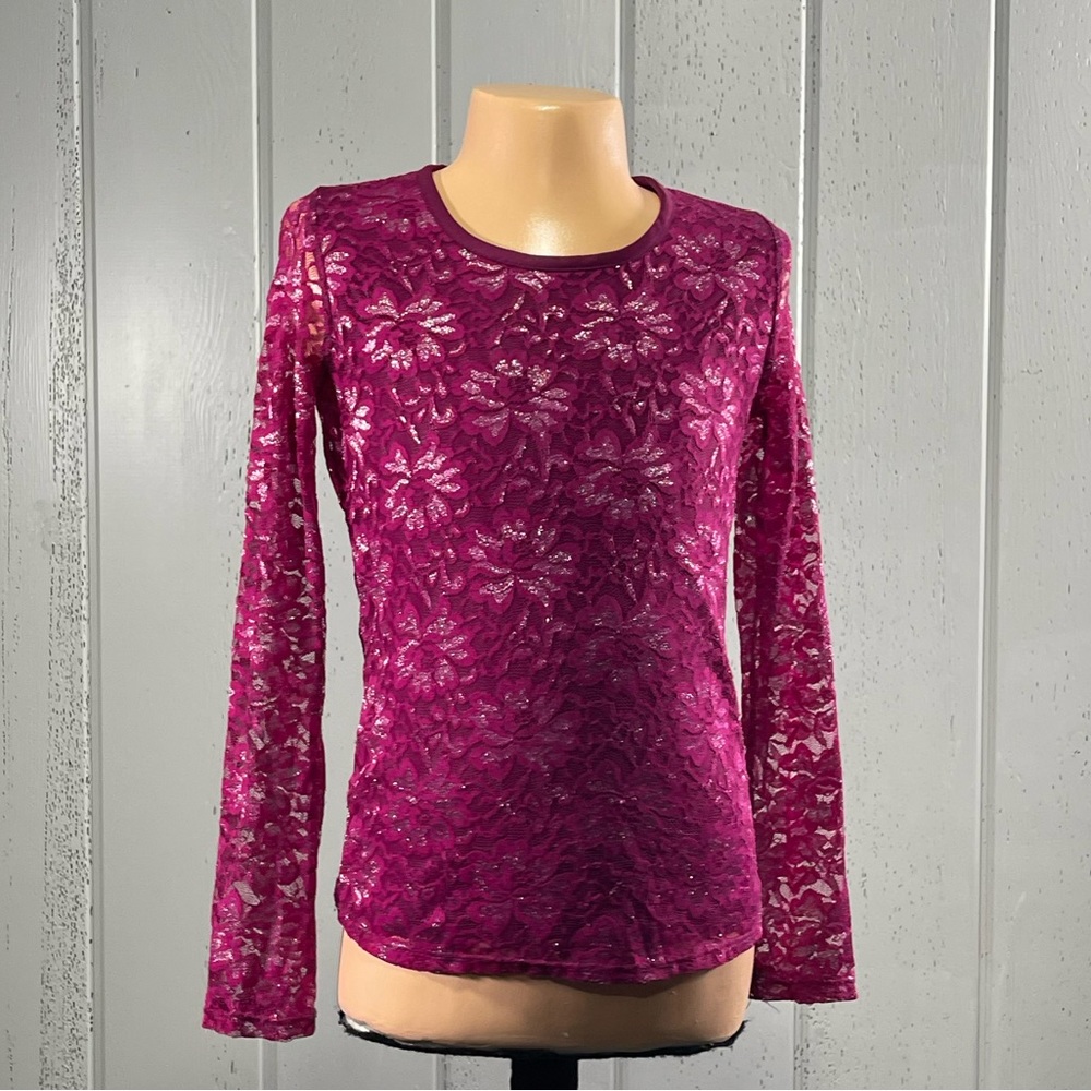 * Aqua Girl's Metallic Floral Lace Long Sleeve Top Sz L